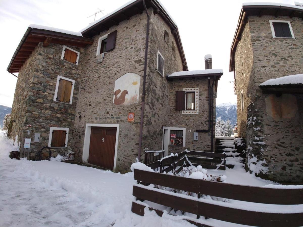 Casa Delle Rose Villa Teglio Exterior photo