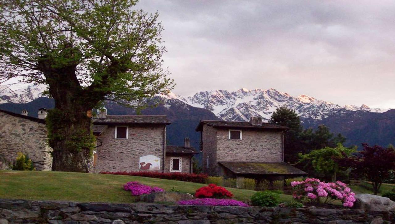 Casa Delle Rose Villa Teglio Exterior photo
